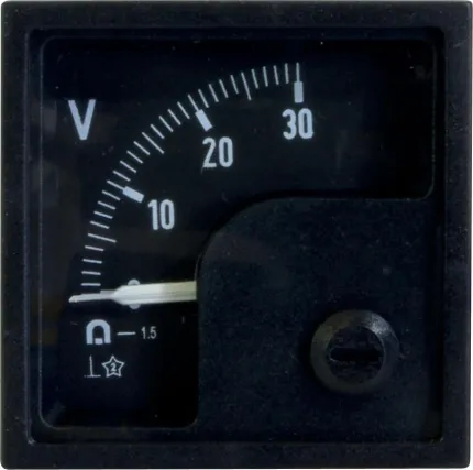 Voltmètre analogique 0-30VDC