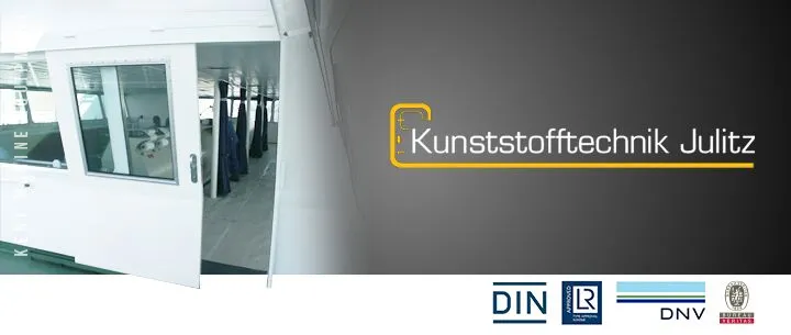 Portes de superstructures en composites coulissantes - Spraywatertight